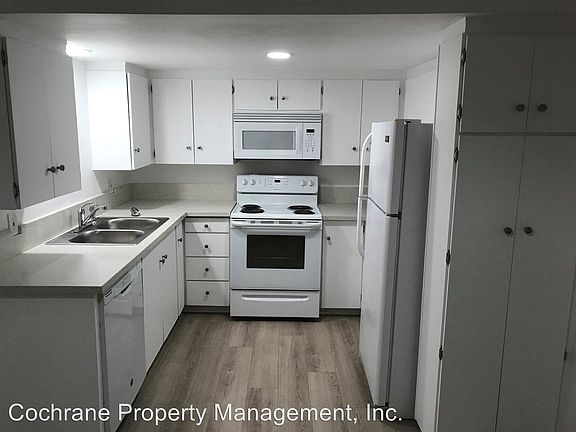 3rd image of 1701 Anacapa St Unit 16