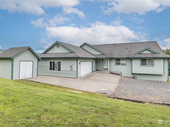 3rd image of 160 Owl Creek Court