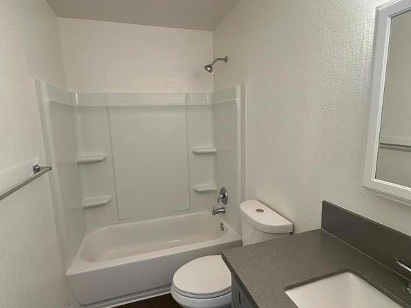 E Laurel Dr, Salinas, CA 93905