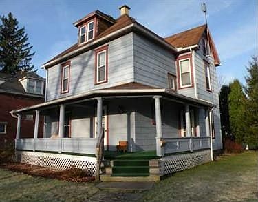 2nd image of 513 Greenwood Dr
