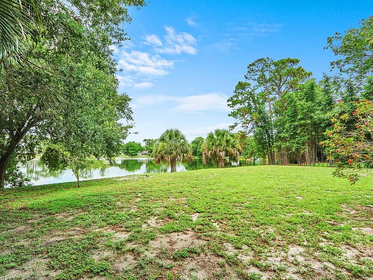4529 Square Lake Dr — Photo 47