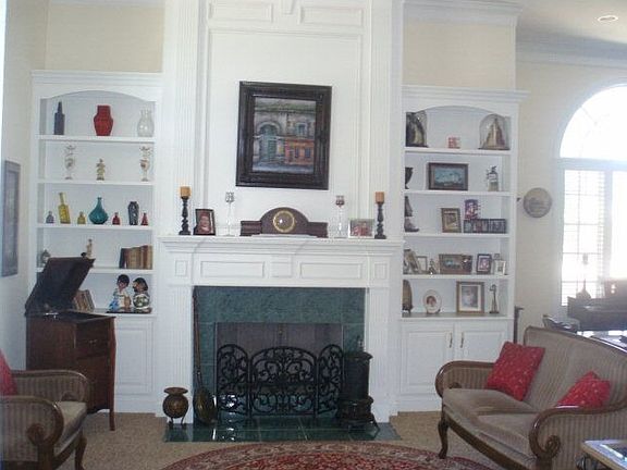3rd image of 7601 Saratoga Ave