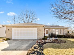 408 Saratoga Dr, Elburn, IL 60119