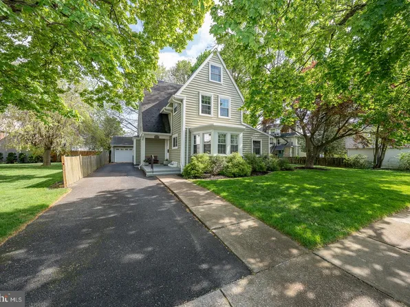 3734 Taylor Ave, Drexel Hill, PA 19026