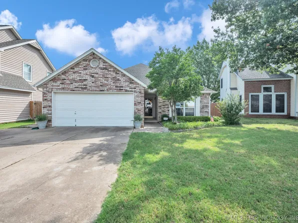 9339 S 95th East Pl, Tulsa, OK 74133