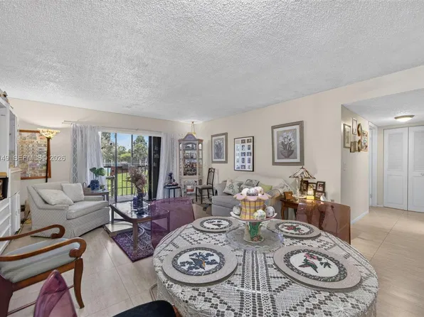 8415 SW 107th Ave APT 240W, Miami, FL 33173