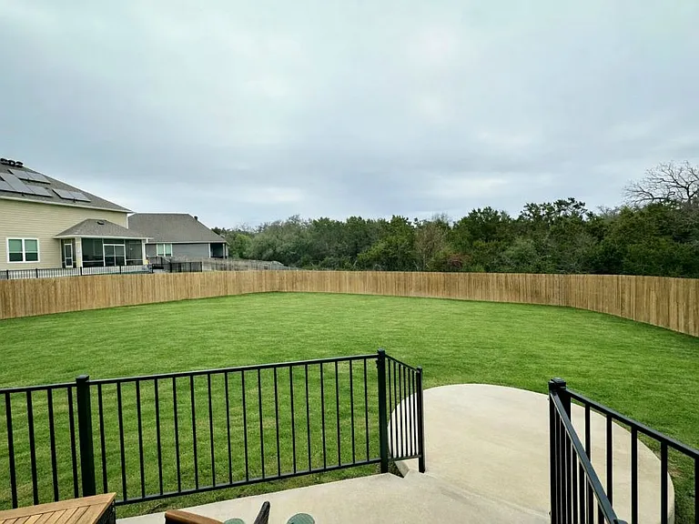 3909 Lorenzen Ct — Photo 26
