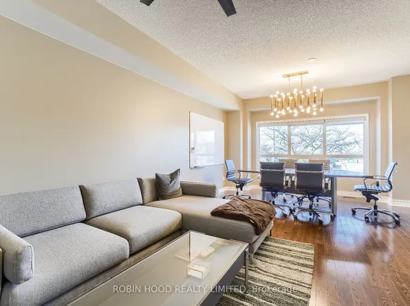 5045 Bidwell Cmn, Burlington, ON L7L 0A4