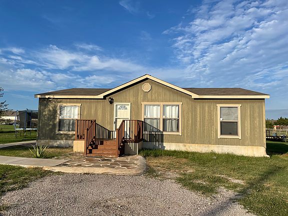 3rd image of 128 Monterrey Hills Dr