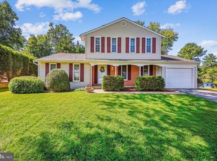 1816 Queensguard Rd, Silver Spring, MD 20906