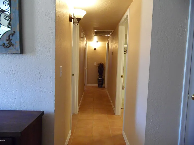 2886 Cisco Dr N — Photo 23