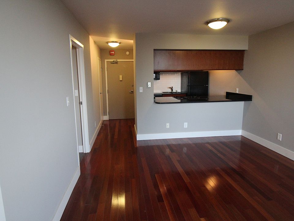1st image of 600 E 8th St APT 9G