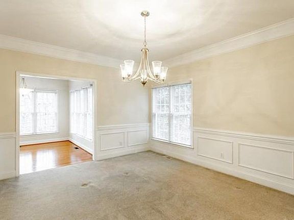 5th image of 15822 Sparrowridge Ct