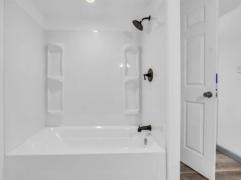 1381 Harrell Rd — Photo 17