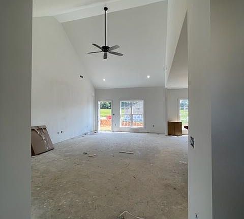 4th image of 448 Zoey Grace Dr