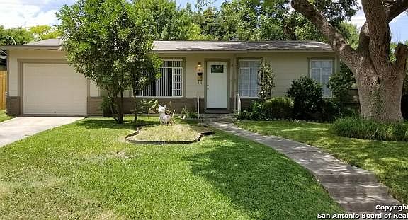 2nd image of 247 Addax Dr