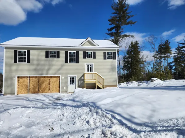 13 Noble Way, Hollis, ME 04042