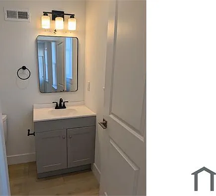 1 bed, 800 sqft, $1,349 — Photo 3