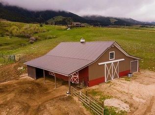 38 Red Grade Rd, Big Horn, WY 82833