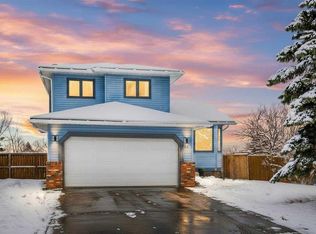 48 W Rivergreen Cres SE, Calgary, AB T2C 3V5