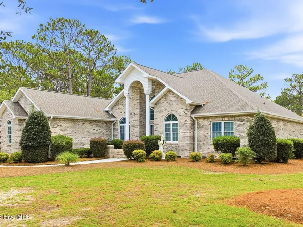 20 Queens Grant Circle SW, Shallotte, NC 28470