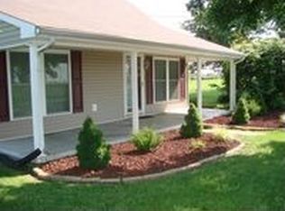 623 Black Ridge Rd, Yosemite, KY 42566