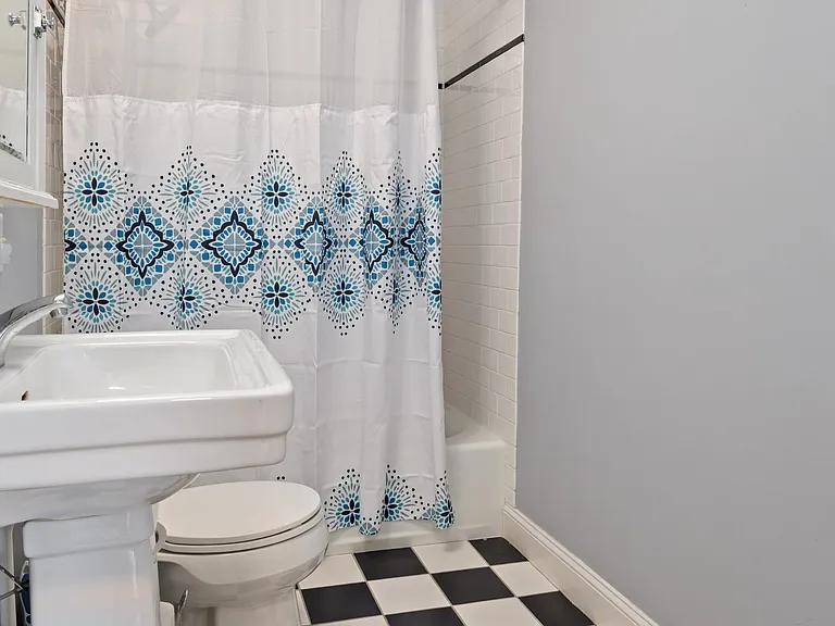 29 Ocean Ave #4 — Photo 25