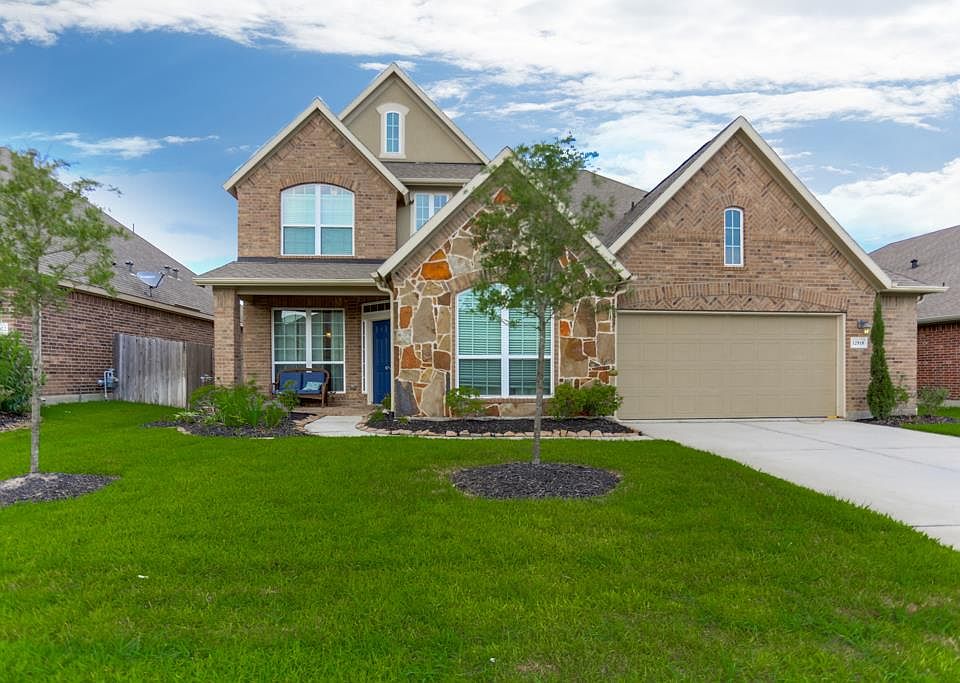 1st image of 12918 Chatfield Manor Ln