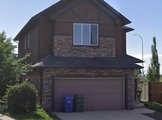 14 Aspen Stone Mews SW #1B, Calgary, AB T3H5Z1