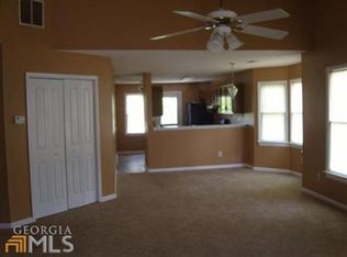 8039 S Bay Ct, Riverdale, GA 30274