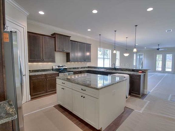 4th image of 3110 W Bay Vista Ave