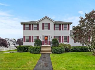 6 Granny Smith Ln, Woburn, MA 01801
