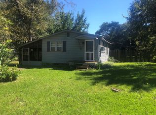 302 E Smith St, Poplarville, MS 39470