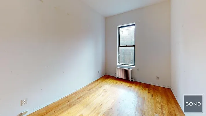 Rented by Bond New York | media 27