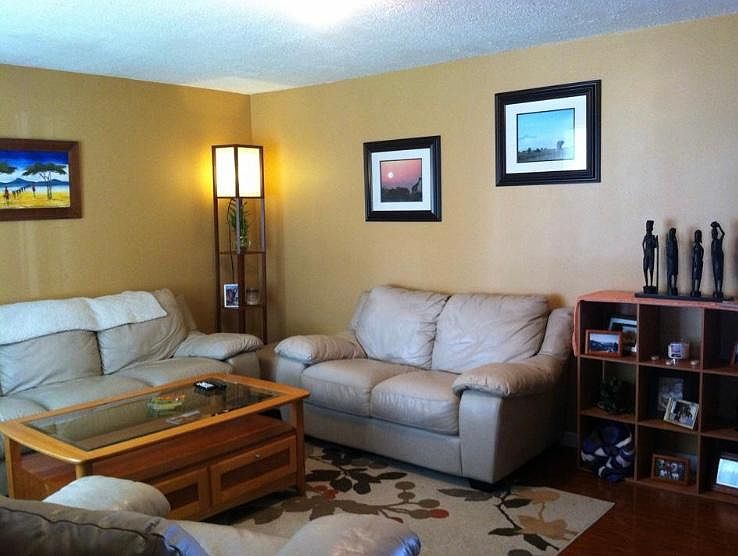 1st image of 105 Concord Pl