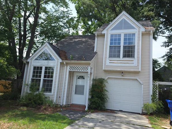 463 Wrenn Cir, Newport News, VA 23608