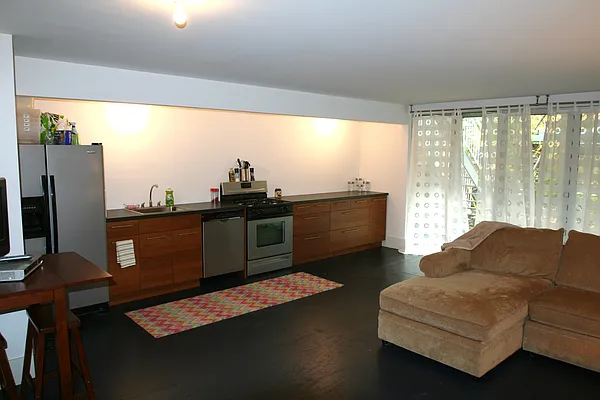 Rented by Garfield Realty  | media 31