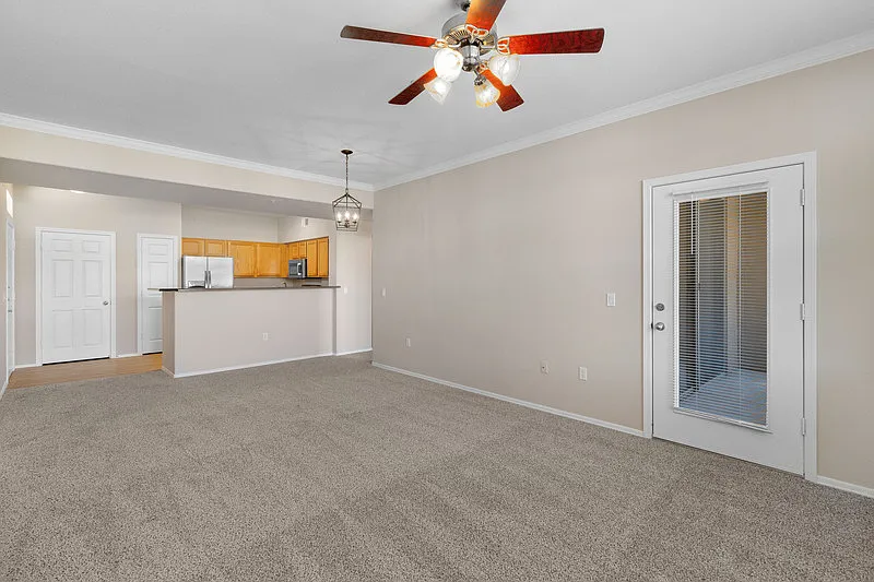 2 bed, 2.0 bath, 1132 sqft, $1,725 — Photo 4