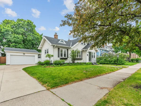 215 E 48th St, Minneapolis, MN 55419
