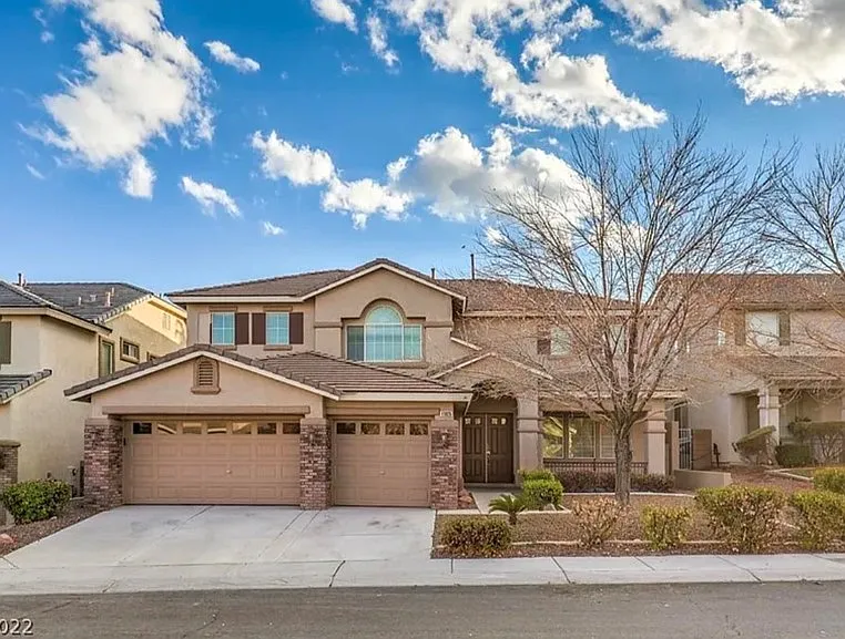 11025 Edina Ct