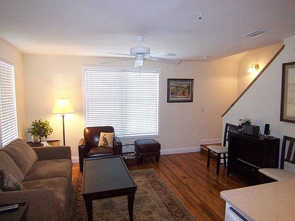 4th image of 4 Artillery Ln