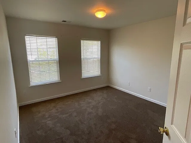 11715 Harsworth Ln — Photo 7