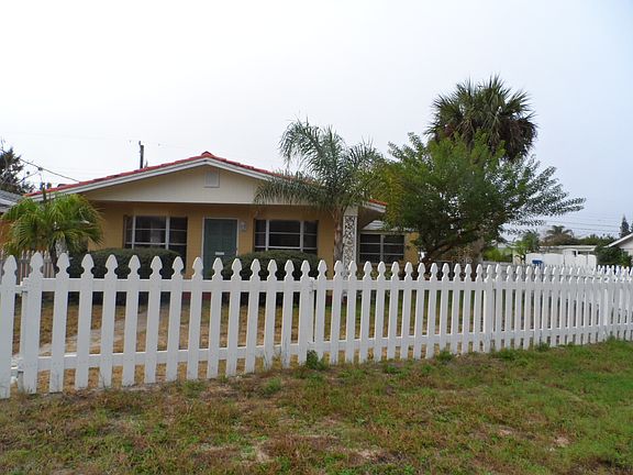 2nd image of 50 Brooks Dr