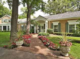 715 Glen Ct, Glenview, IL