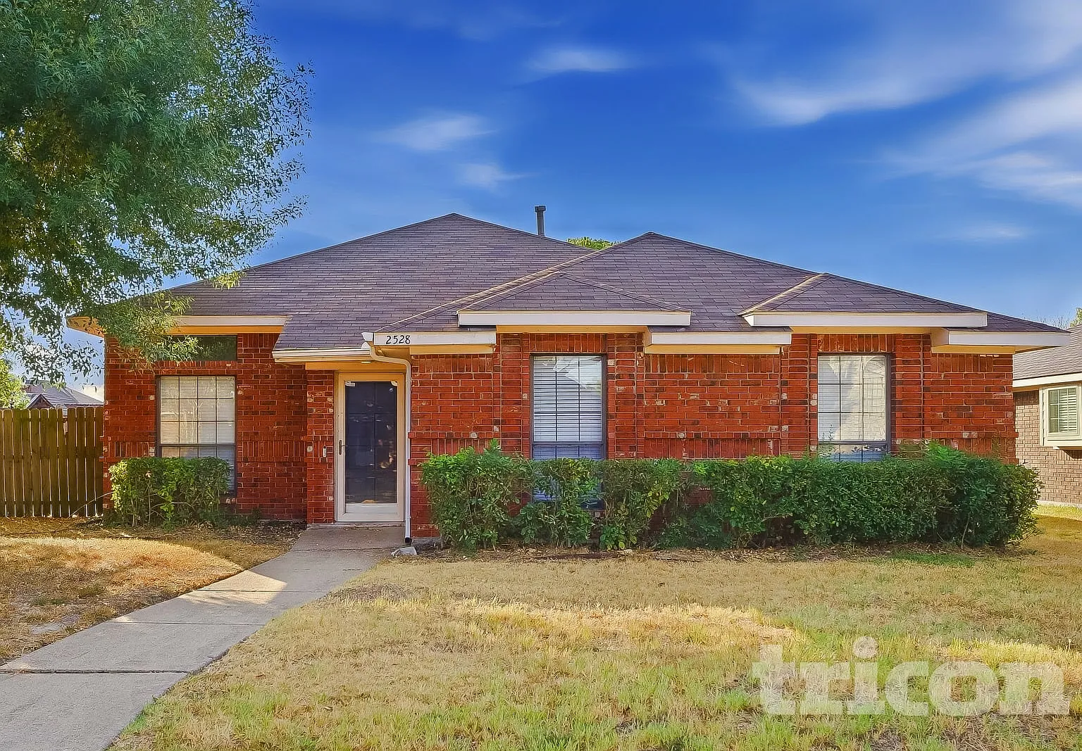2528 Widgeon Way Mesquite TX — Photo 1