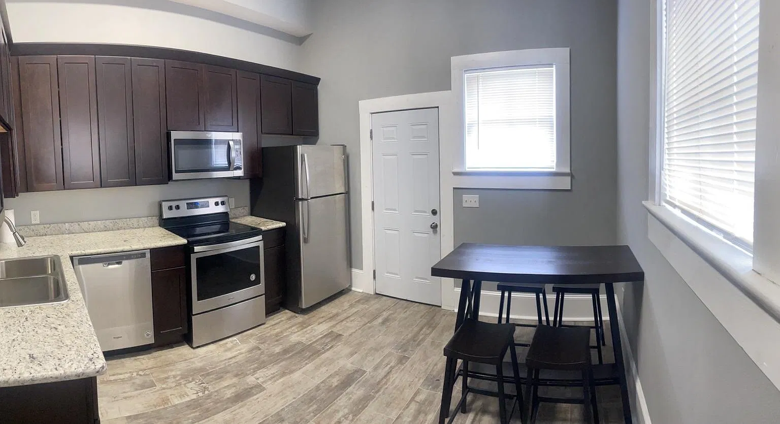 618 Pacific Ave — Photo 3