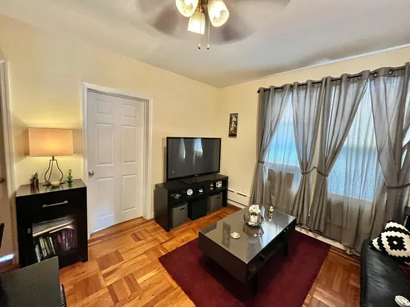 2638 93rd St, East Elmhurst, NY 11369