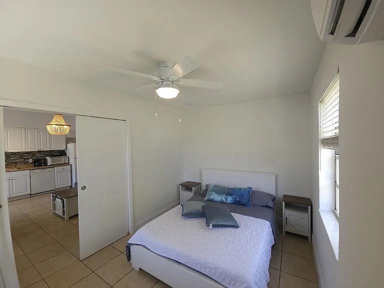 1639 Hayes St — Photo 5