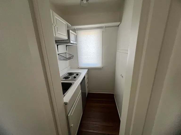 3594 Ramona Dr — Photo 7