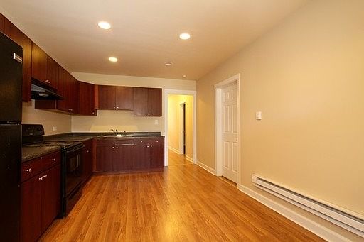 2nd image of 6040 S Eberhart Ave